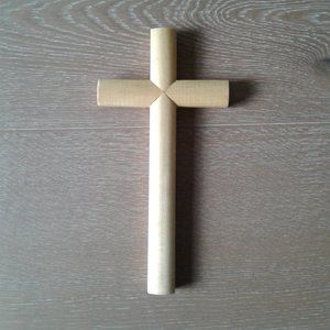 Simple Elegant Wooden Cross Wall Decor Minimalist